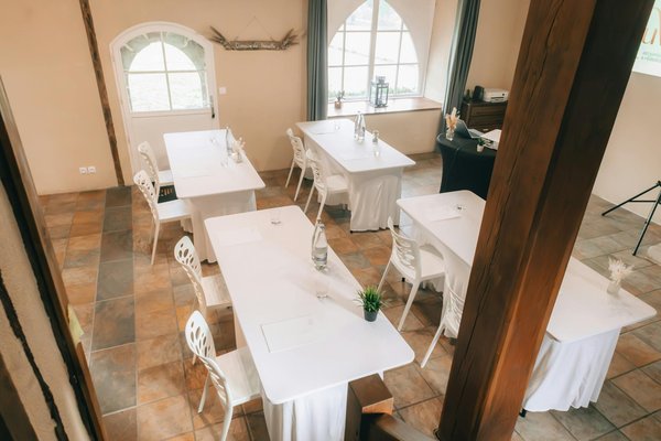 Unlocking success: strategies for uk entrepreneurs to cultivate a robust professional network